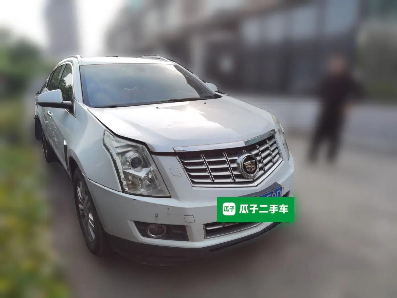Cadillac SRX 2014 3.0L Elite Model — миниатюра 3