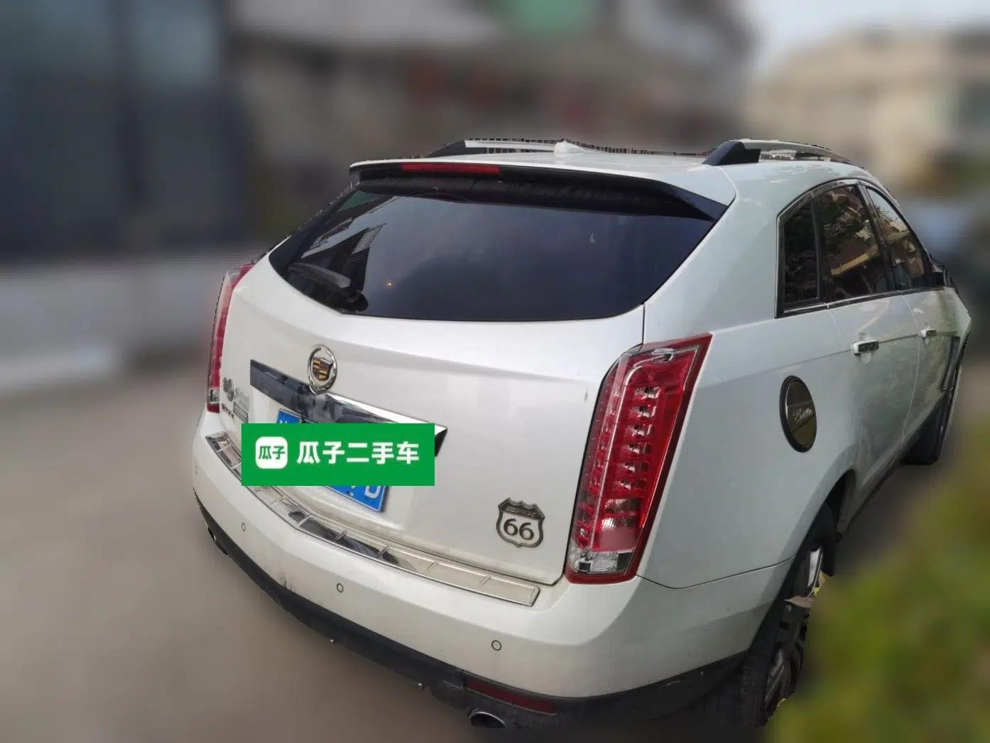 Cadillac SRX 2014 3.0L Elite Model — миниатюра 6