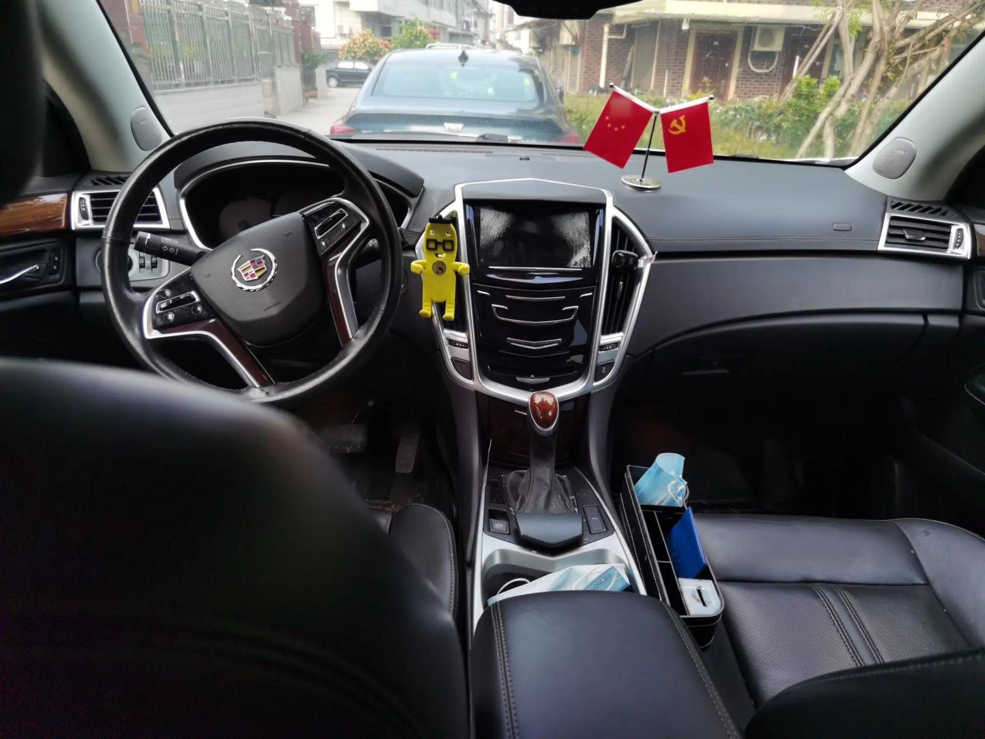 Cadillac SRX 2014 3.0L Elite Model — миниатюра 10