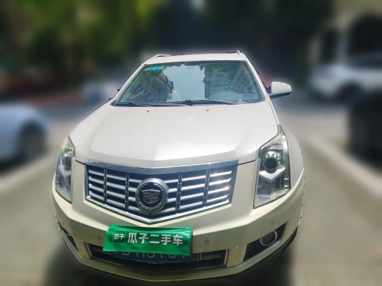 Cadillac SRX 2015 3.0L Elite Model — миниатюра 2