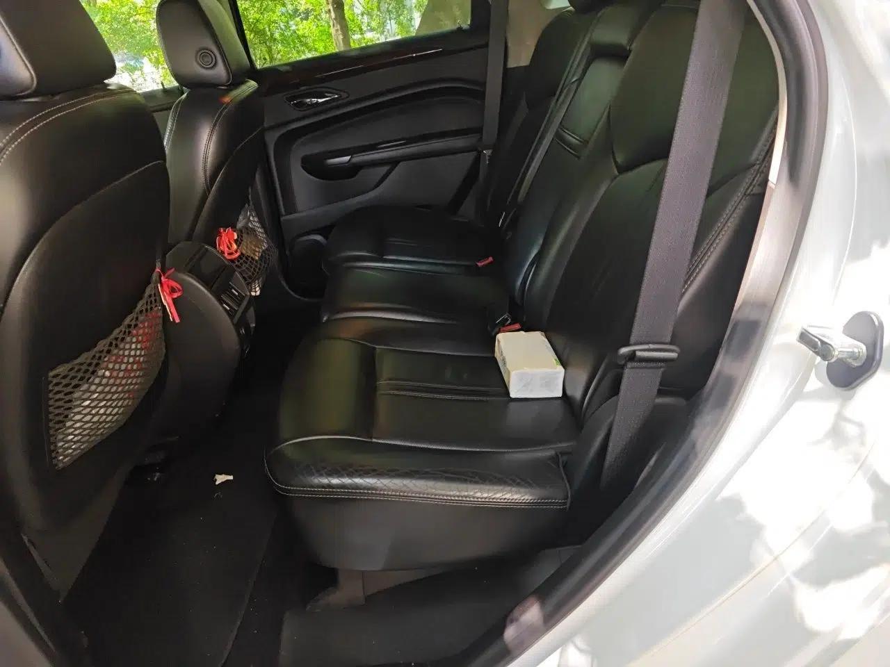 Cadillac SRX 2013 3.0L Elite Model — миниатюра 18