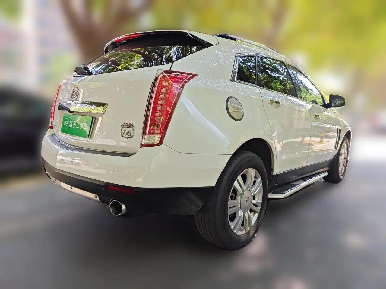 Cadillac SRX 2013 3.0L Elite Model — миниатюра 6