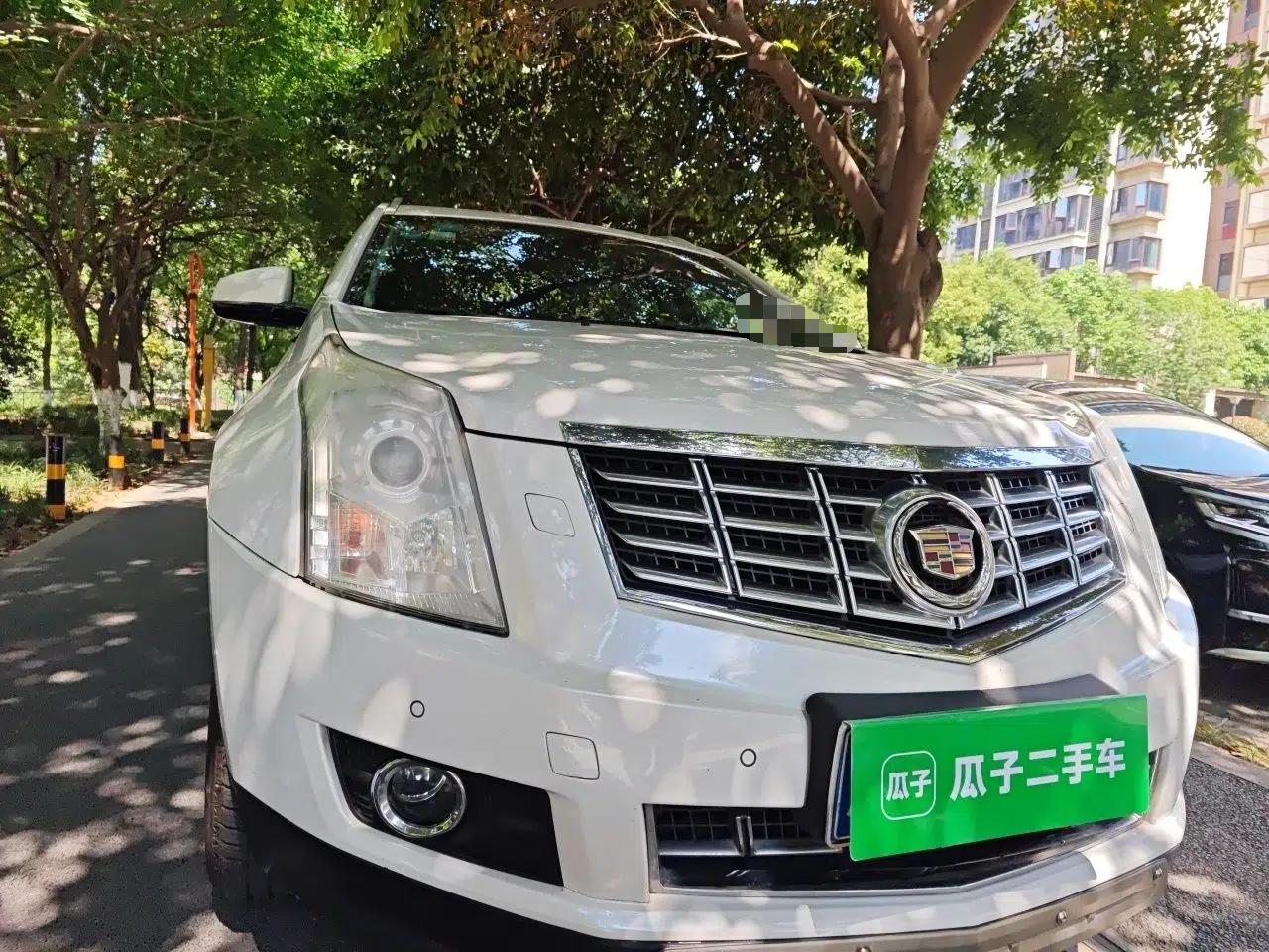 Cadillac SRX 2013 3.0L Elite Model — миниатюра 7