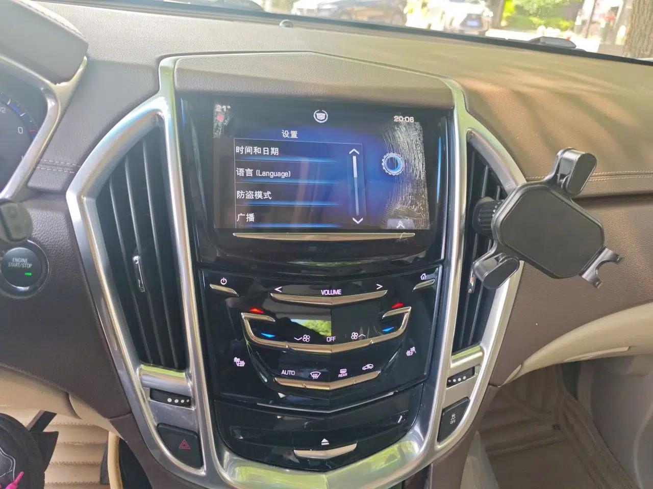 Cadillac SRX 2013 3.0L Elite Model — миниатюра 14