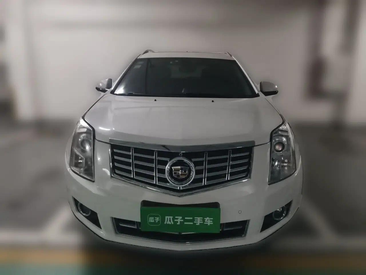 Cadillac SRX 2015 3.0L Elite Model — миниатюра 2