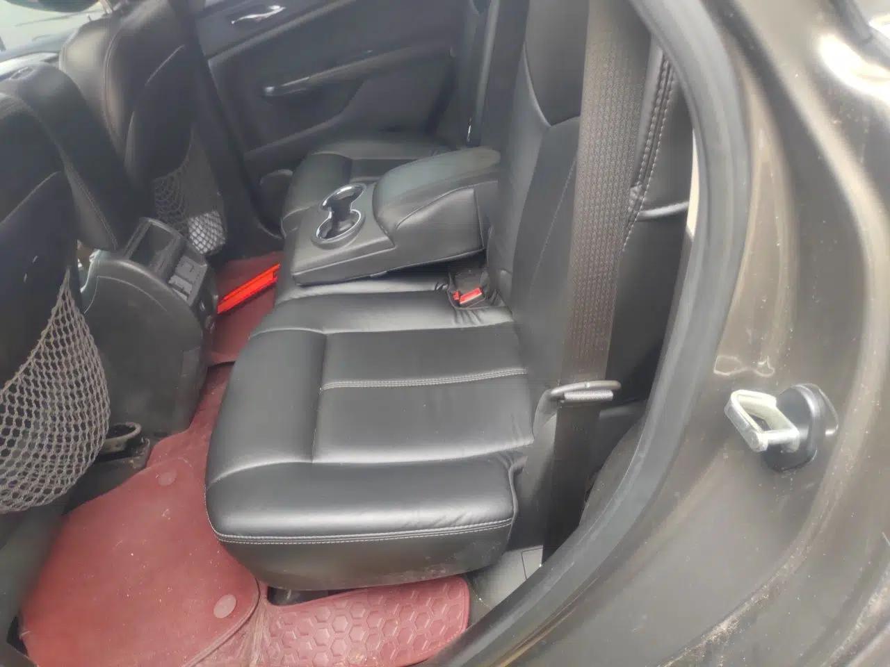 Cadillac SRX 2014 3.0L Comfort Model — миниатюра 18