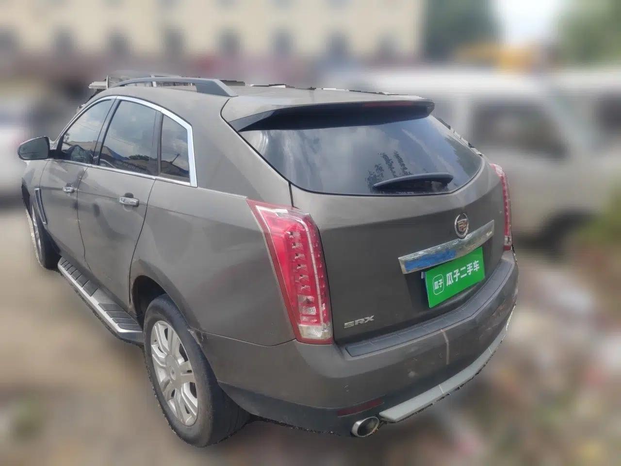 Cadillac SRX 2014 3.0L Comfort Model — миниатюра 4