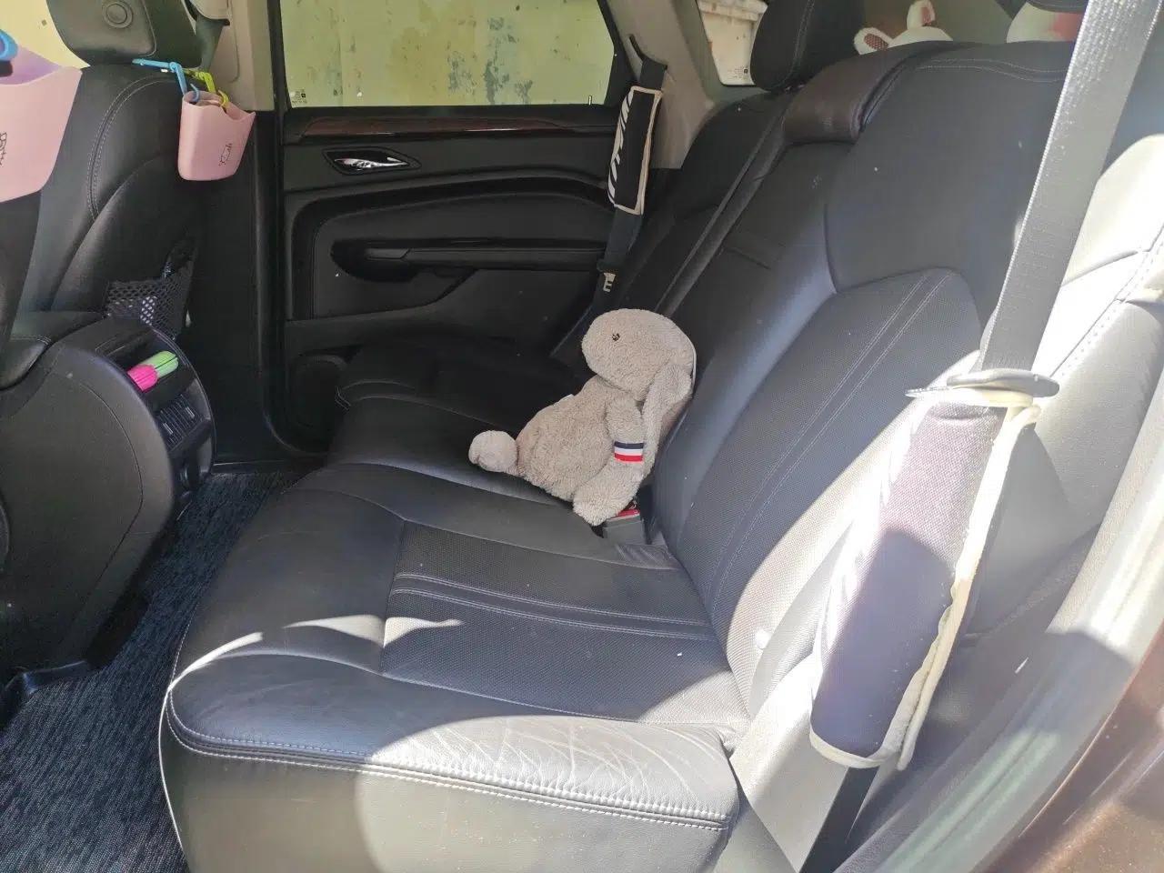 Cadillac SRX 2013 3.0L Elite Model — миниатюра 18