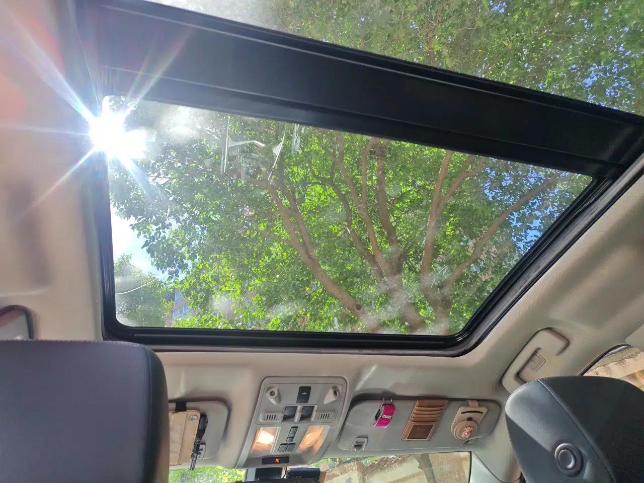 Cadillac SRX 2013 3.0L Elite Model — миниатюра 19