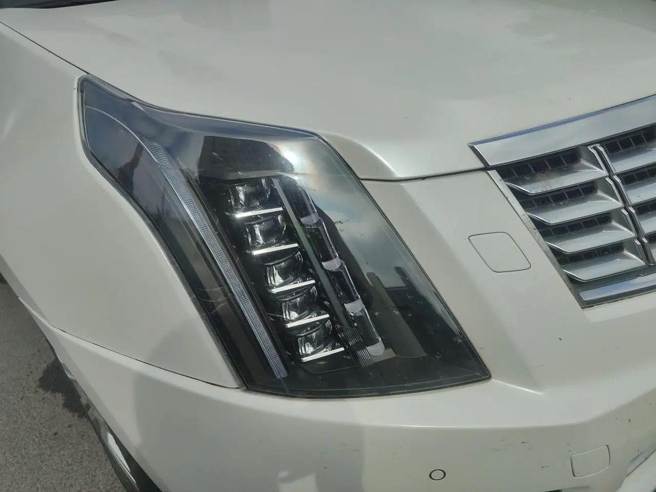 Cadillac SRX 2013 3.0L Luxury Model — миниатюра 7