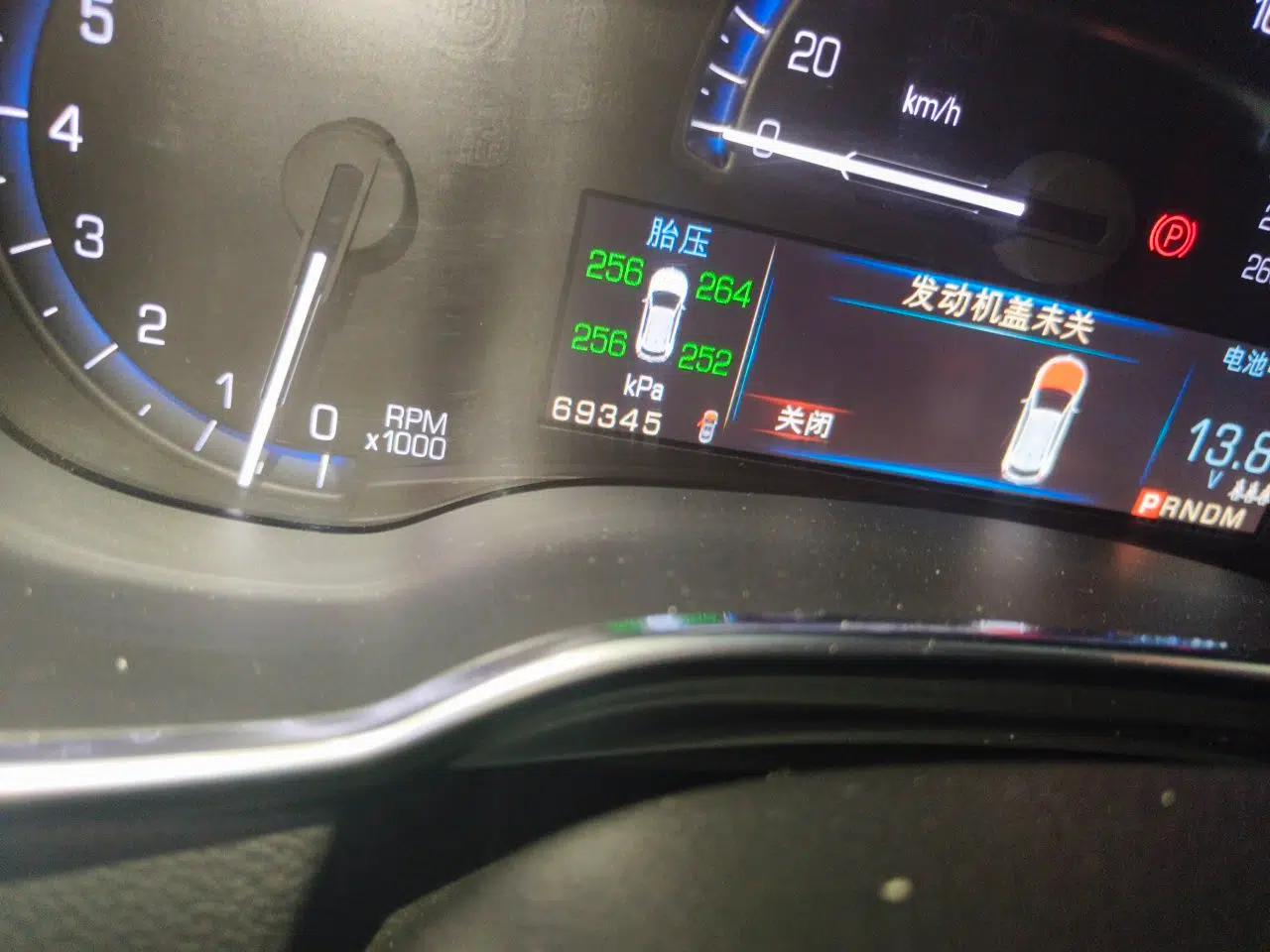 Cadillac SRX 2014 3.0L Leading Model — миниатюра 13