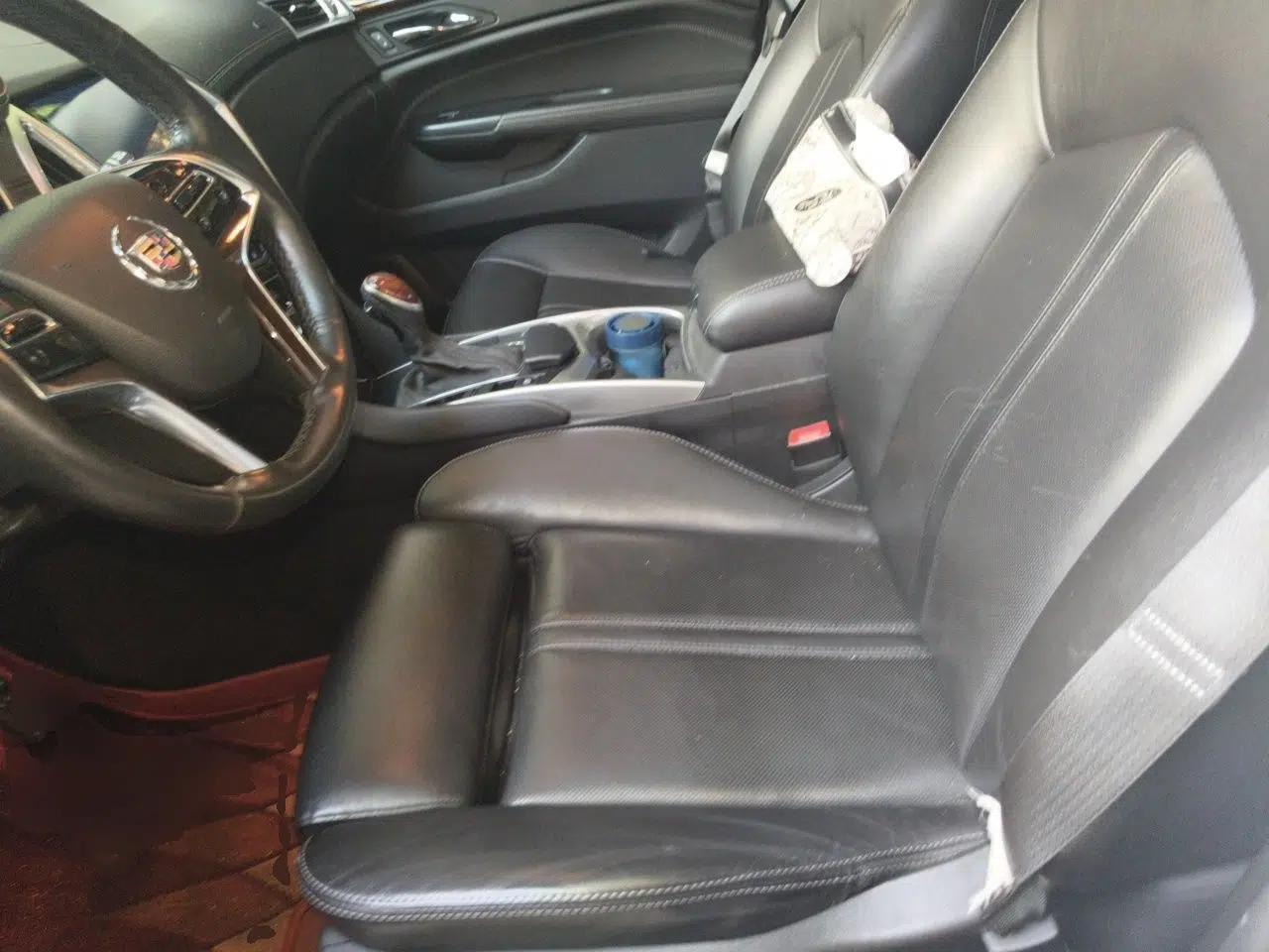 Cadillac SRX 2014 3.0L Leading Model — миниатюра 16