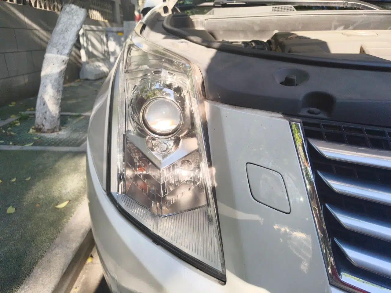 Cadillac SRX 2014 3.0L Leading Model — миниатюра 7