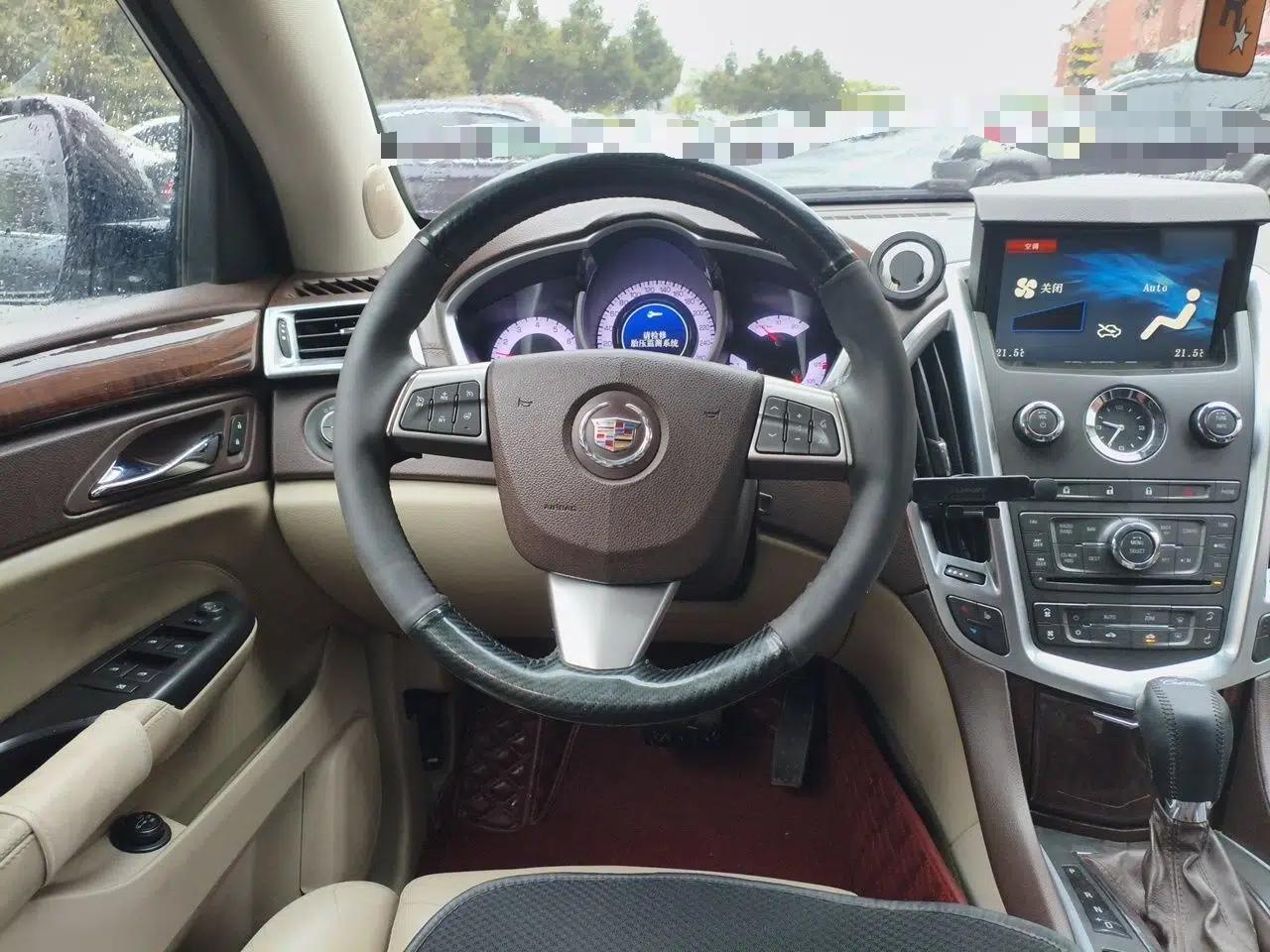 Cadillac SRX 2012 3.0L Elite Edition — миниатюра 11