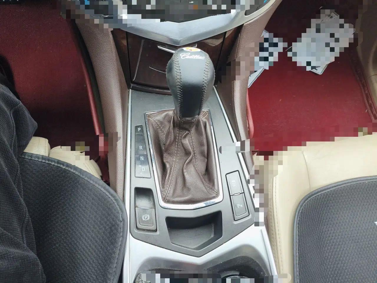 Cadillac SRX 2012 3.0L Elite Edition — миниатюра 15