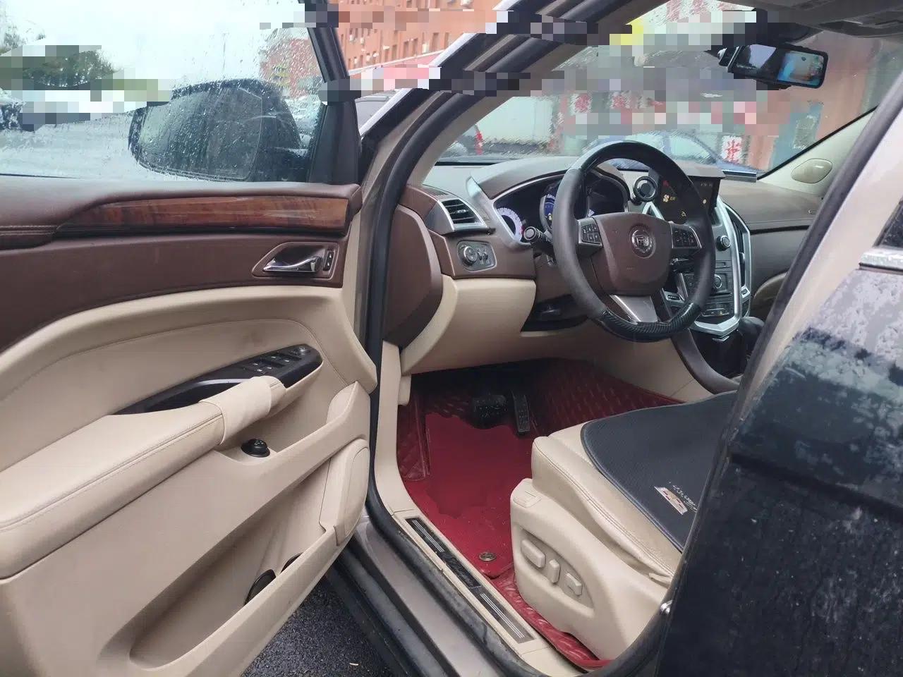 Cadillac SRX 2012 3.0L Elite Edition — миниатюра 17