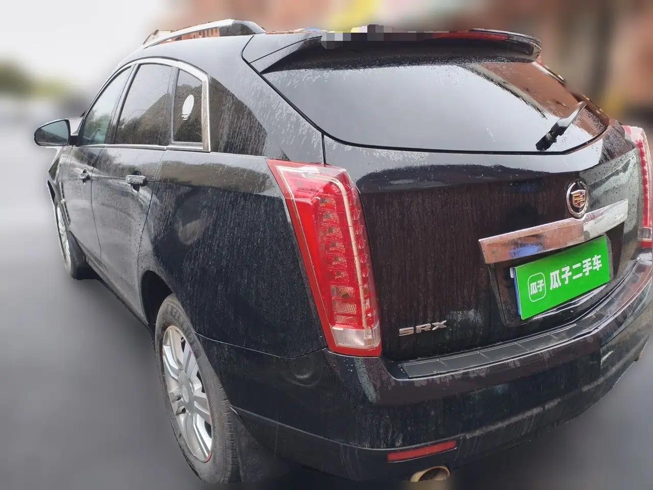 Cadillac SRX 2012 3.0L Elite Edition — миниатюра 4