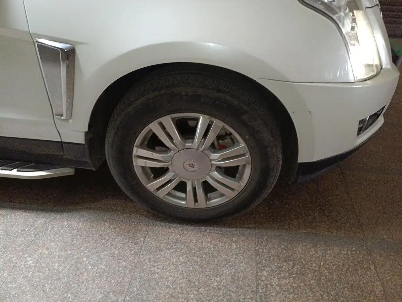 Cadillac SRX 2015 3.0L Elite Model — миниатюра 8