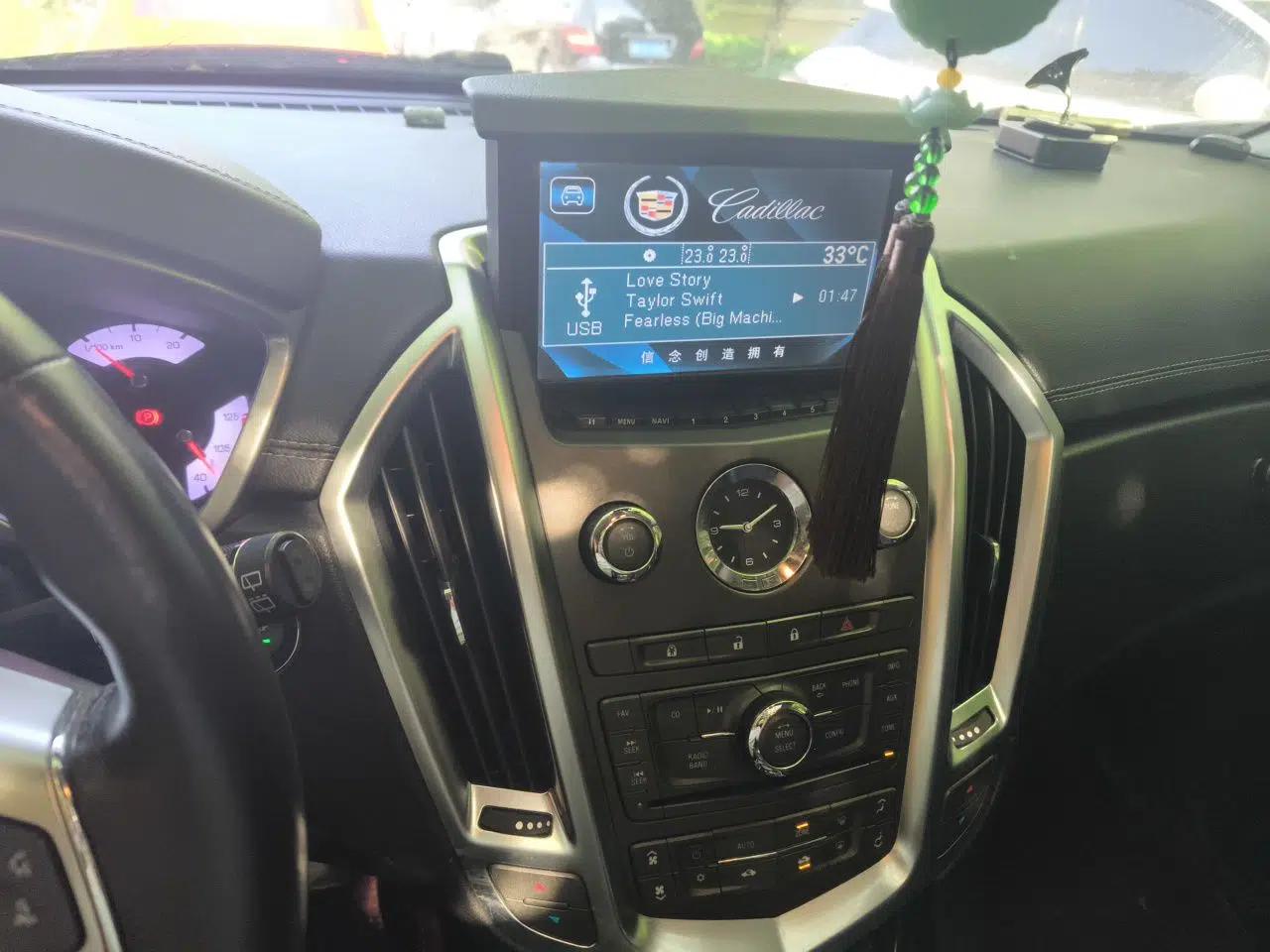 Cadillac SRX 2013 3.0L Comfort Model — миниатюра 14