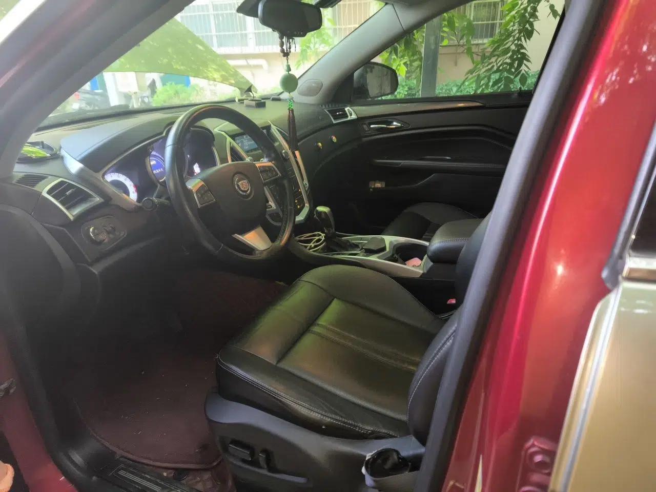 Cadillac SRX 2013 3.0L Comfort Model — миниатюра 16
