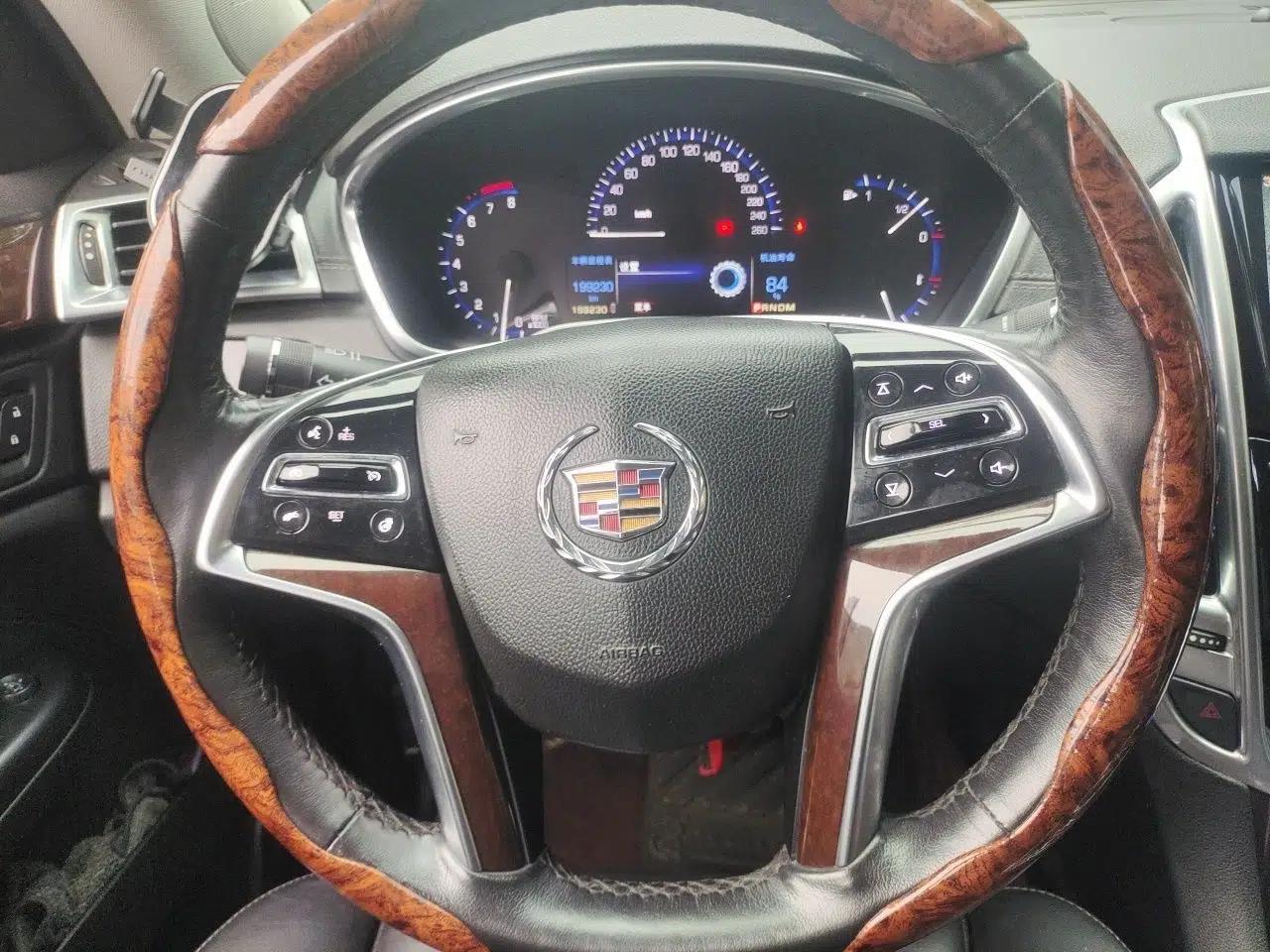 Cadillac SRX 2013 3.0L Luxury Model — миниатюра 11