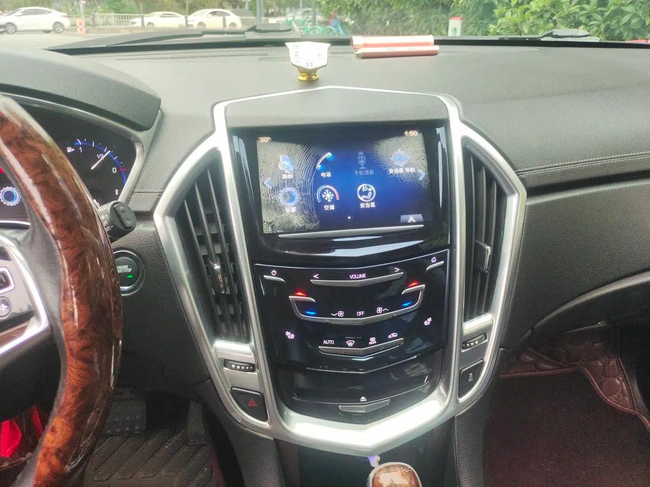 Cadillac SRX 2013 3.0L Luxury Model — миниатюра 14