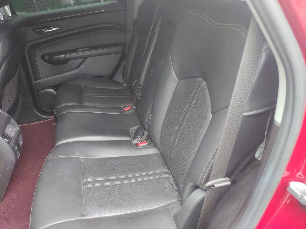 Cadillac SRX 2013 3.0L Luxury Model — миниатюра 18