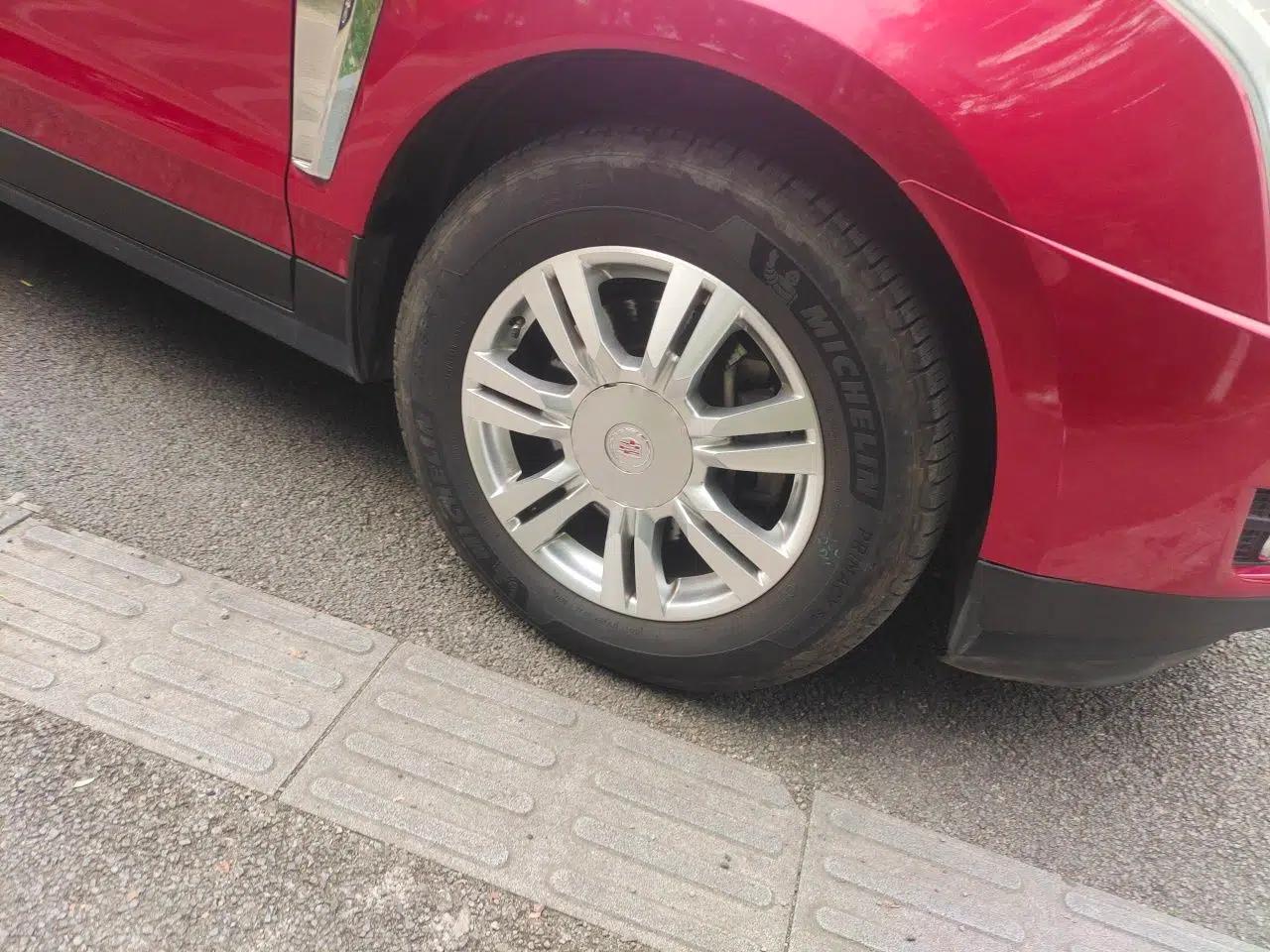 Cadillac SRX 2013 3.0L Luxury Model — миниатюра 8