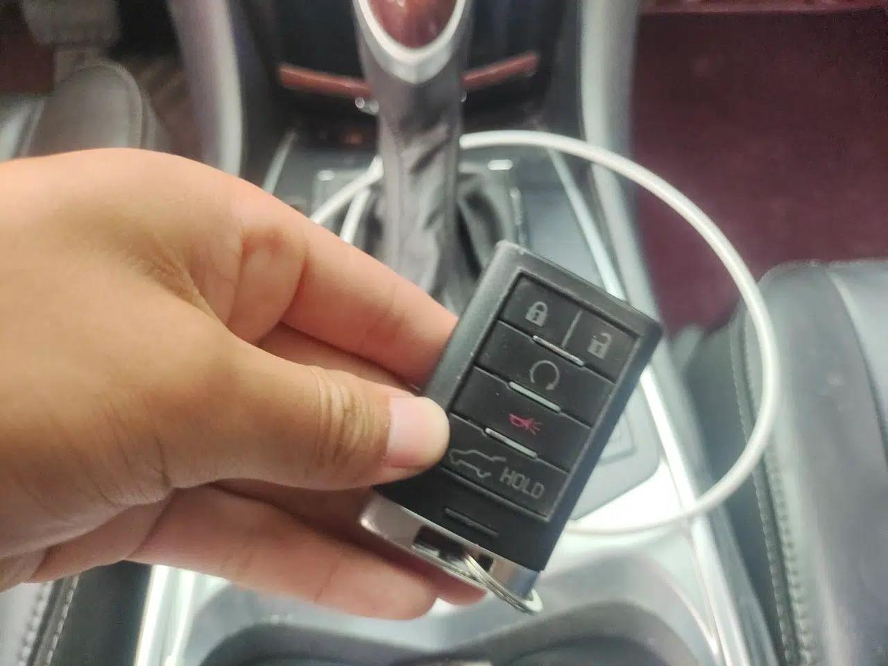 Cadillac SRX 2013 3.0L Luxury Model — миниатюра 9