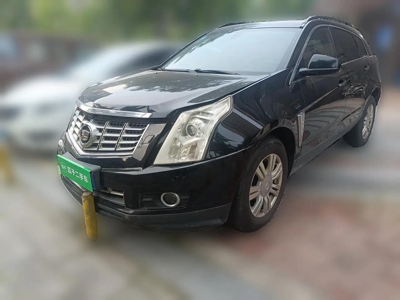 Cadillac SRX 2014 3.0L Comfort Model — миниатюра 1
