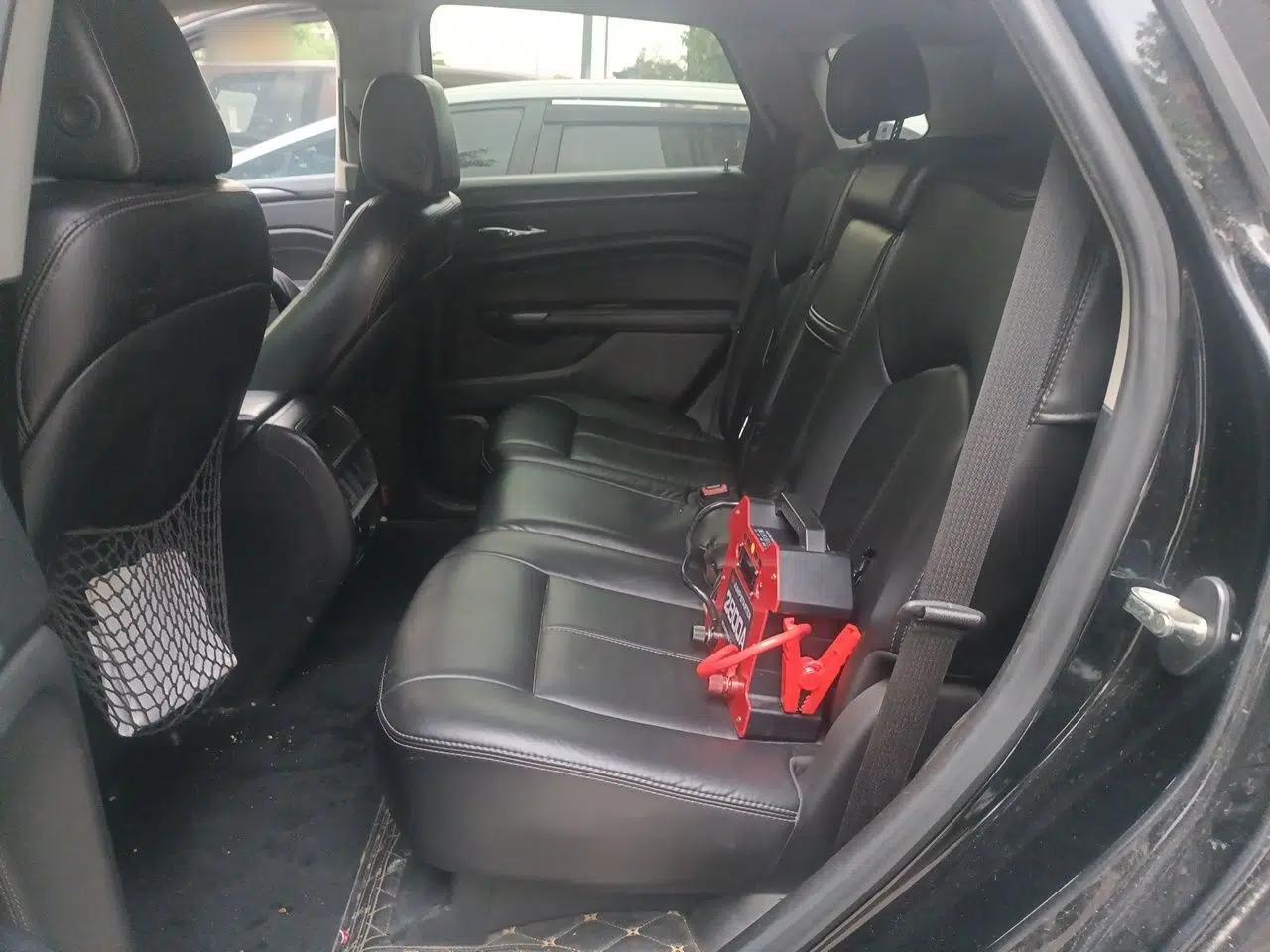Cadillac SRX 2014 3.0L Comfort Model — миниатюра 18