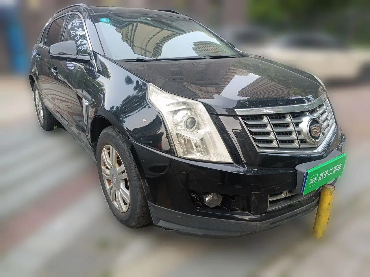 Cadillac SRX 2014 3.0L Comfort Model — миниатюра 3