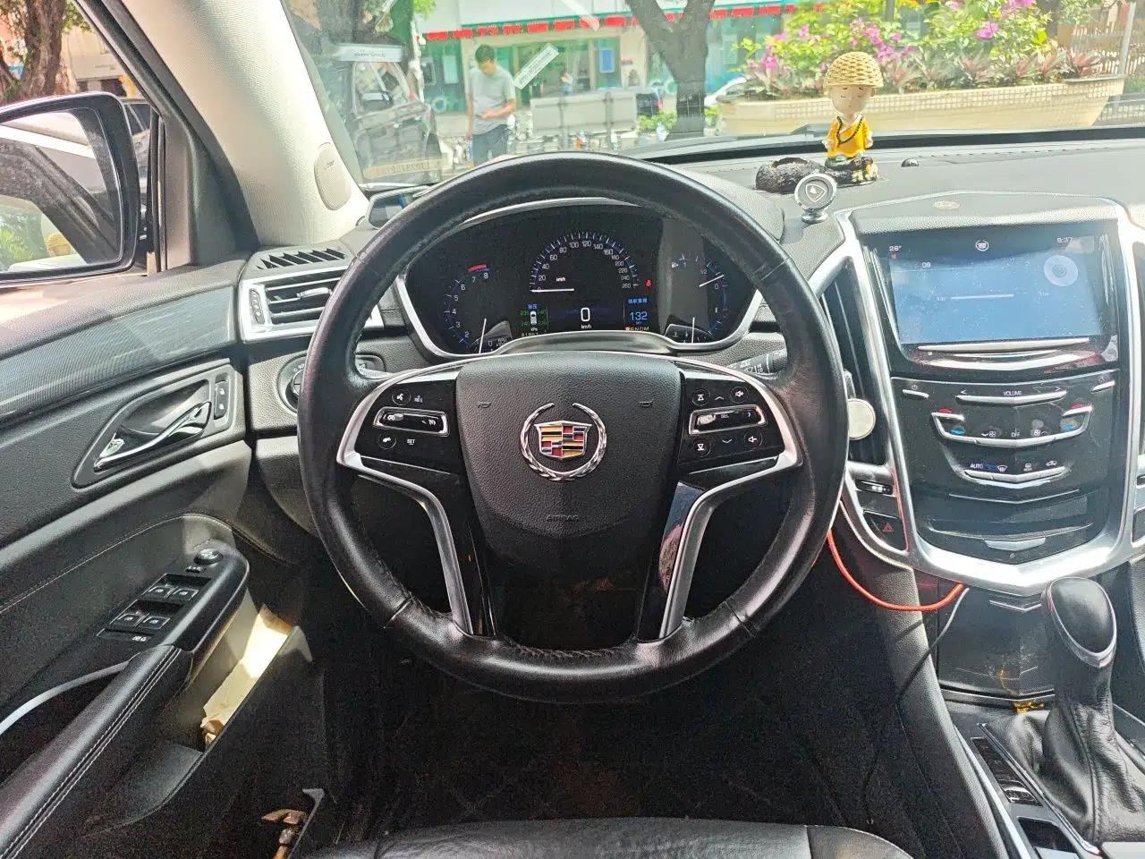 Cadillac SRX 2013 3.0L Comfort Model — миниатюра 11