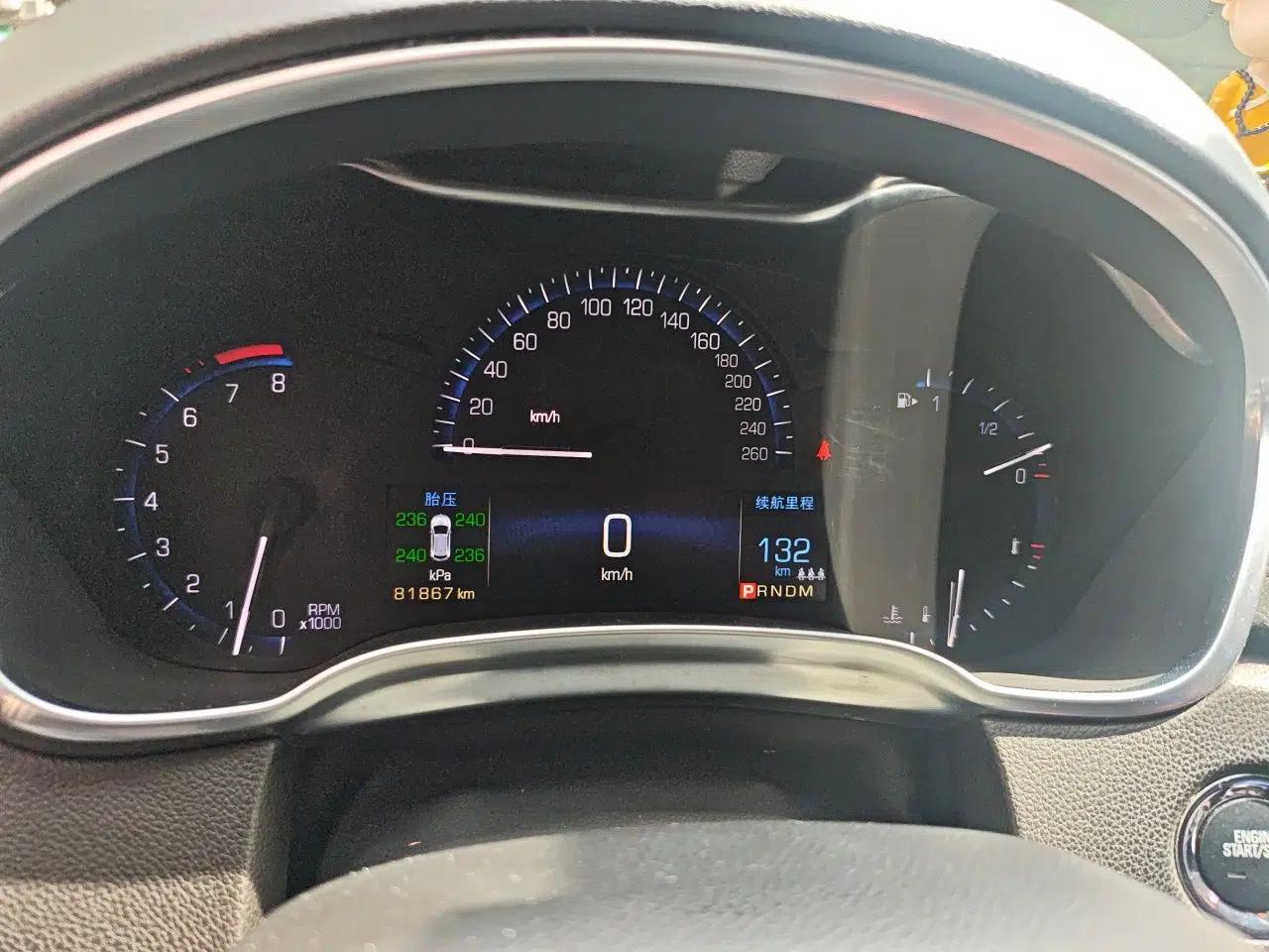 Cadillac SRX 2013 3.0L Comfort Model — миниатюра 12