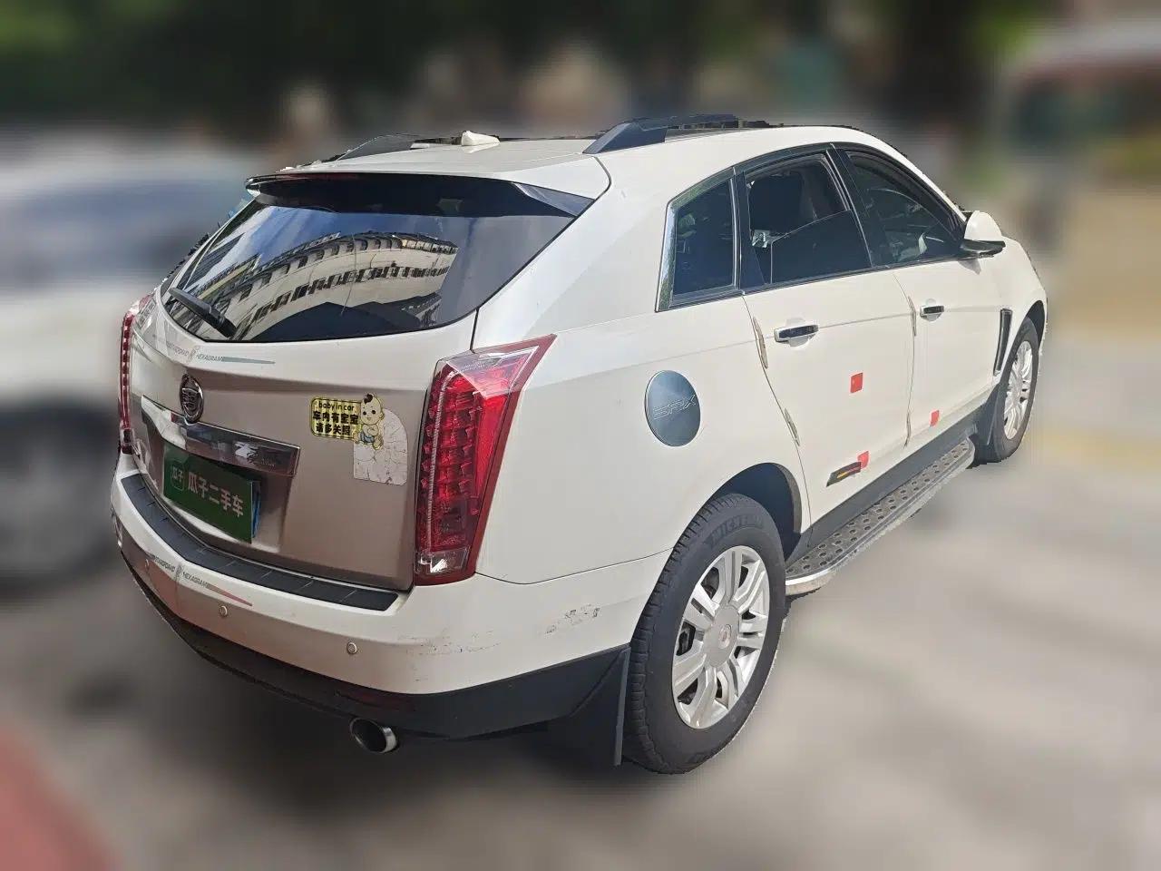 Cadillac SRX 2013 3.0L Comfort Model — миниатюра 6