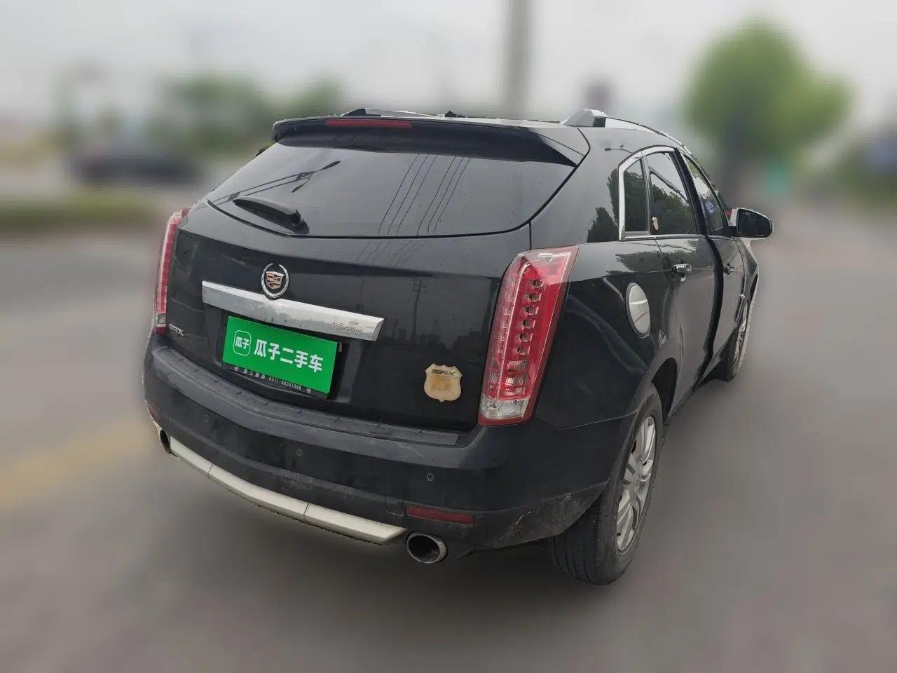 Cadillac SRX 2012 3.0L Luxury Model — миниатюра 6