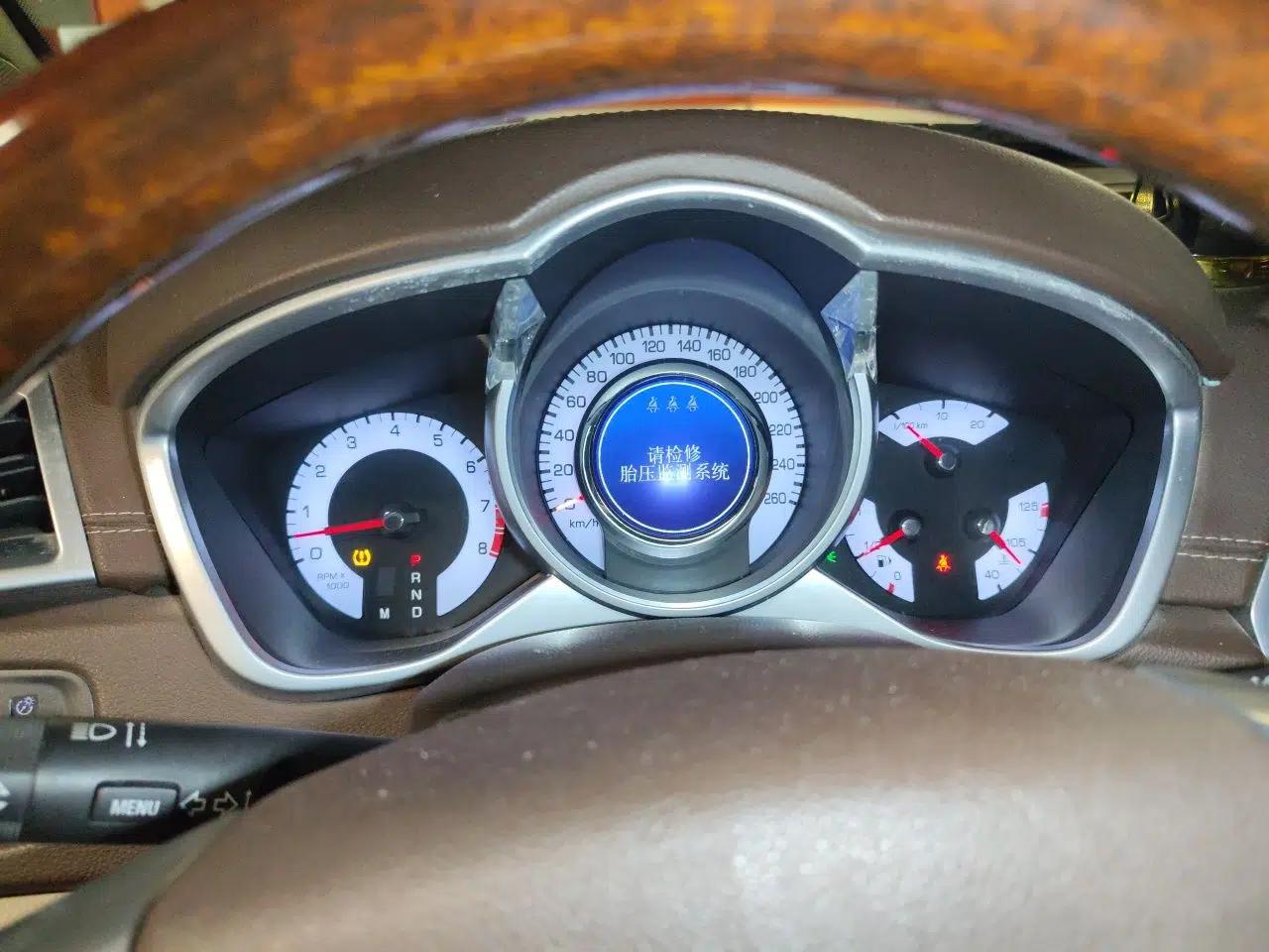 Cadillac SRX 2011 3.0L Luxury Model — миниатюра 12