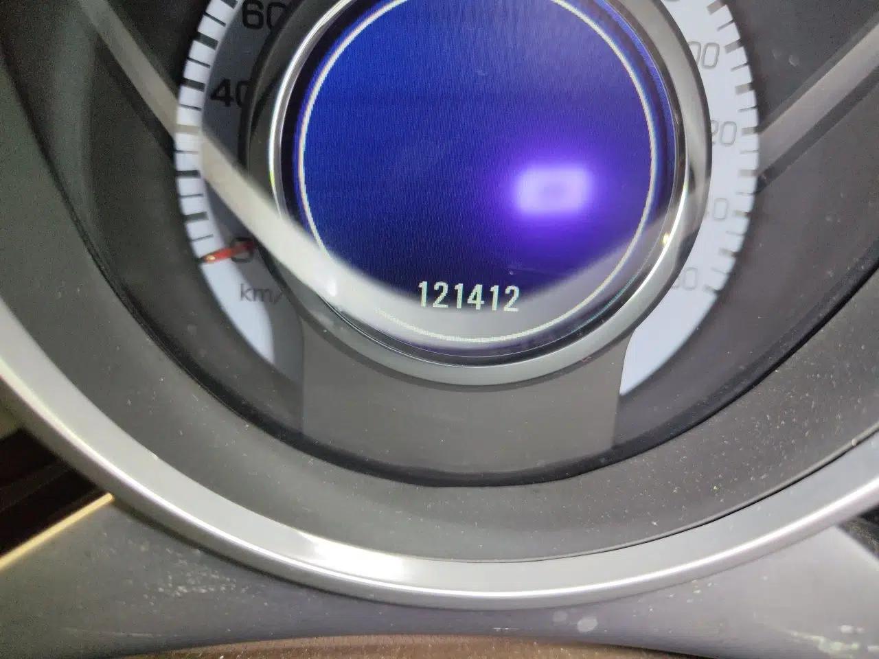 Cadillac SRX 2011 3.0L Luxury Model — миниатюра 13