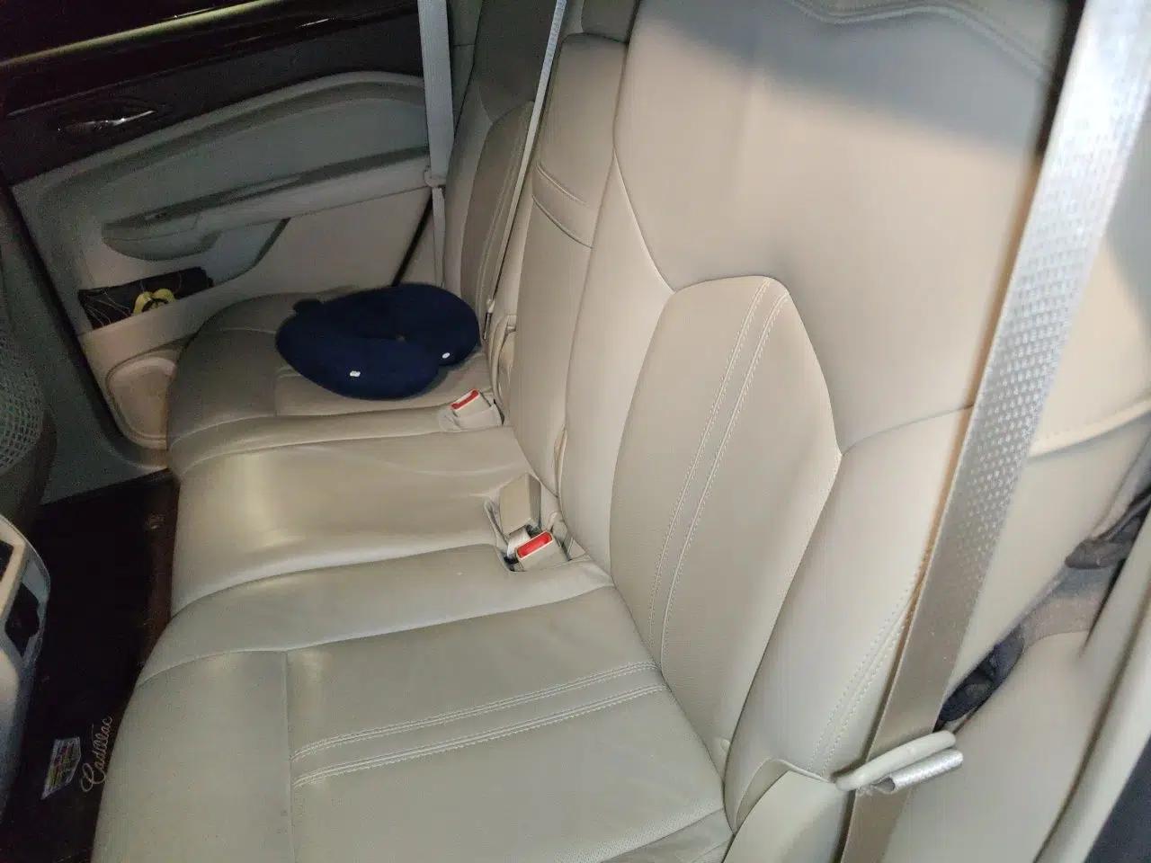 Cadillac SRX 2011 3.0L Luxury Model — миниатюра 18