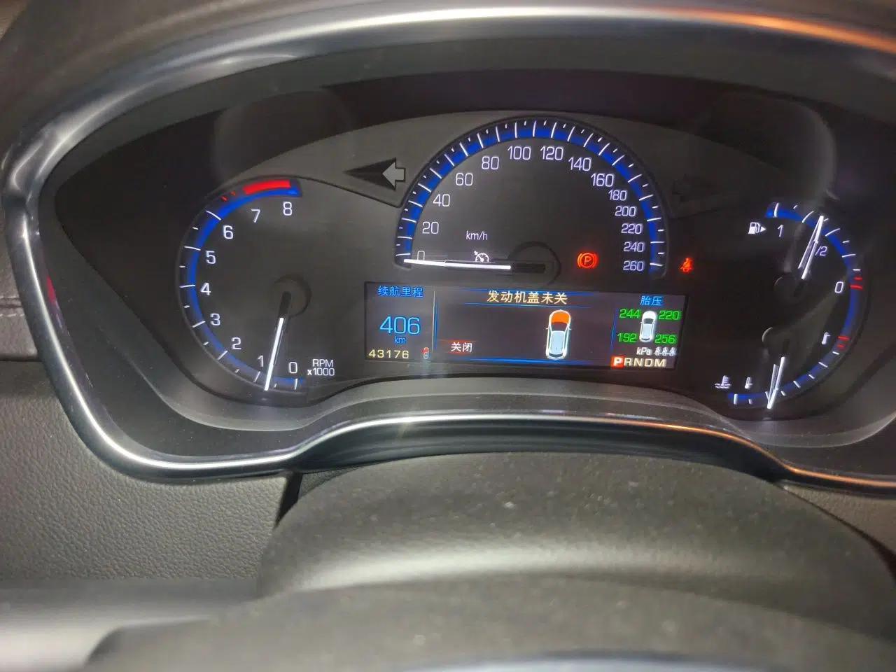 Cadillac SRX 2013 3.0L Elite Model — миниатюра 13