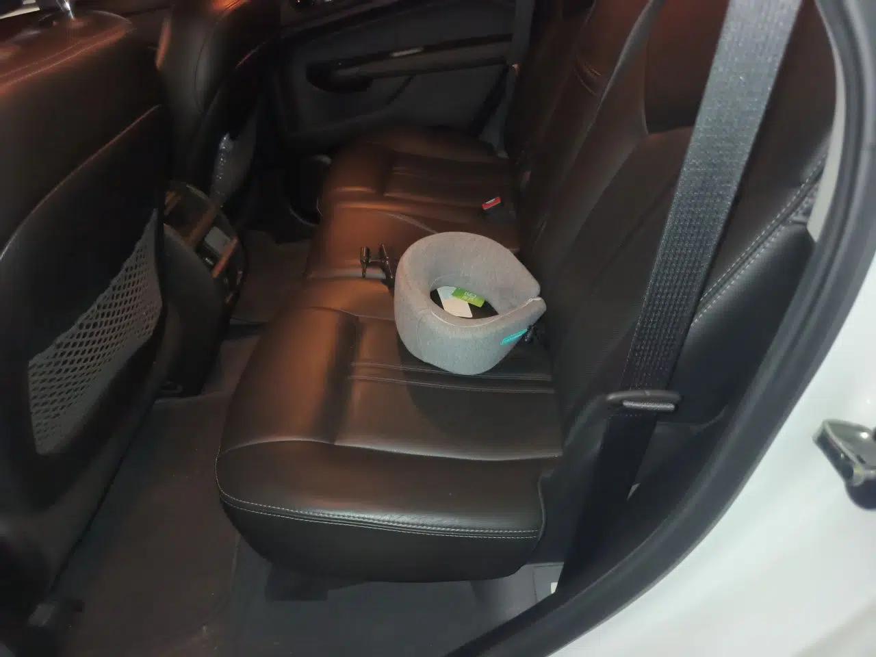 Cadillac SRX 2013 3.0L Elite Model — миниатюра 18