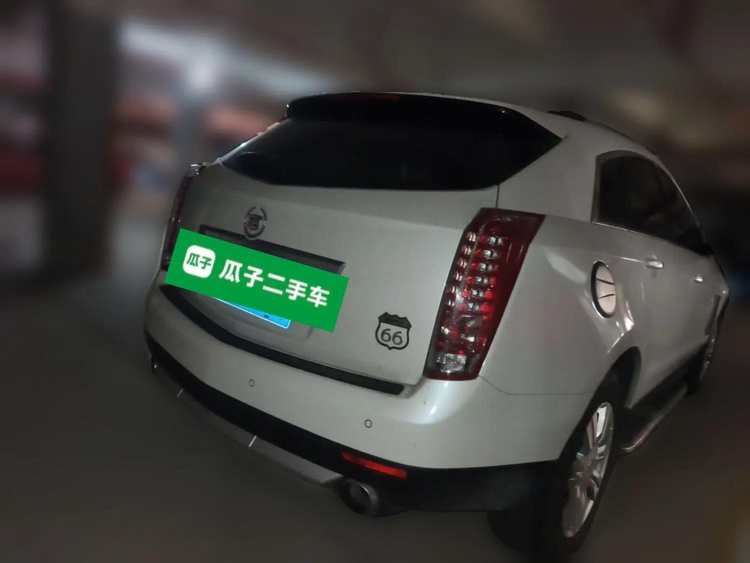 Cadillac SRX 2013 3.0L Elite Model — миниатюра 6
