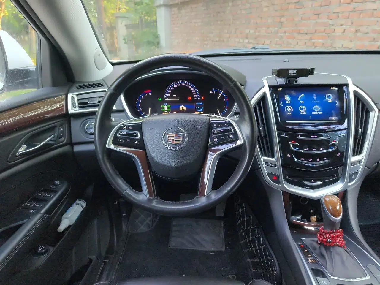 Cadillac SRX 2014 3.0L Luxury Model — миниатюра 11