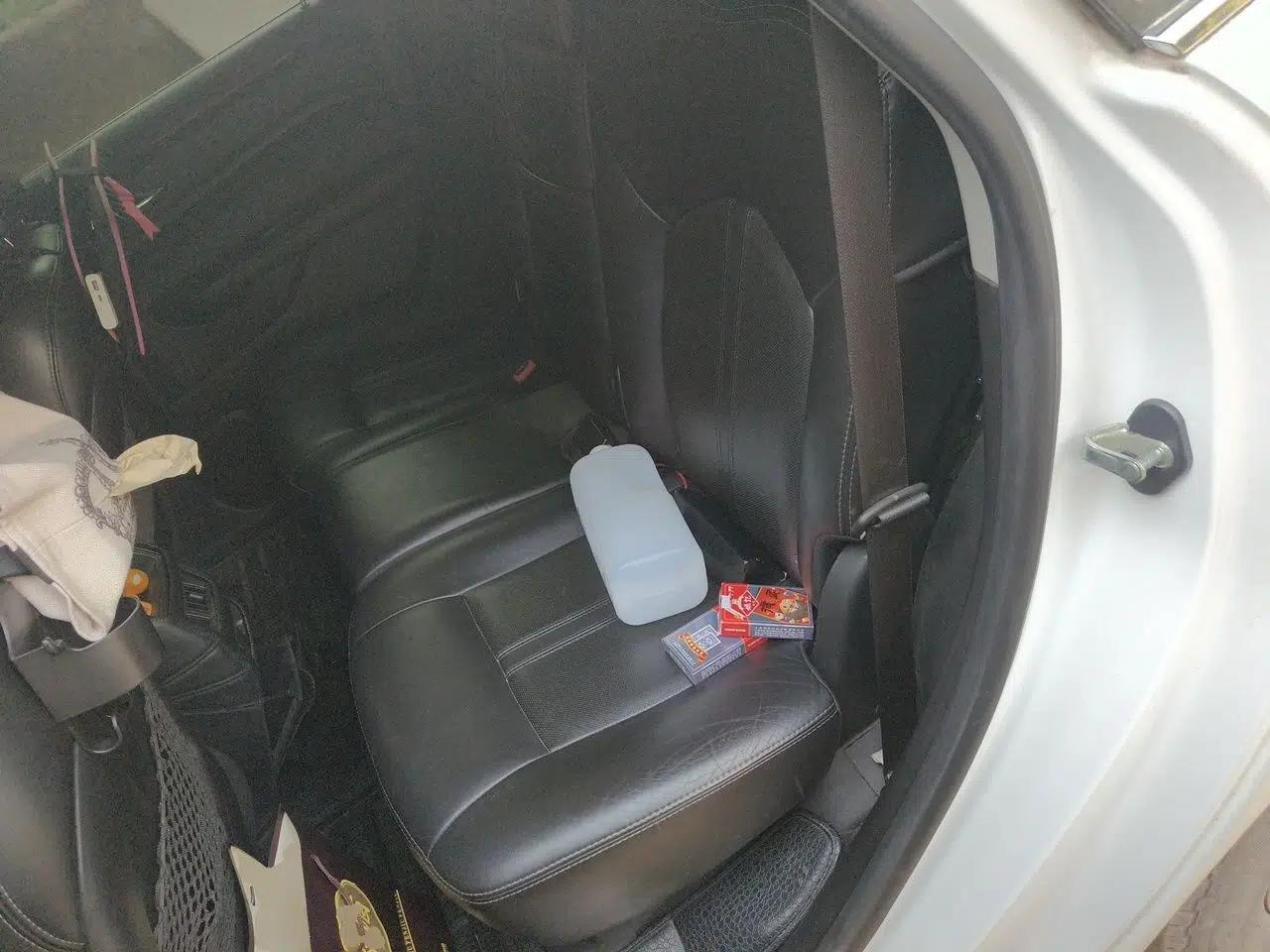 Cadillac SRX 2014 3.0L Luxury Model — миниатюра 18