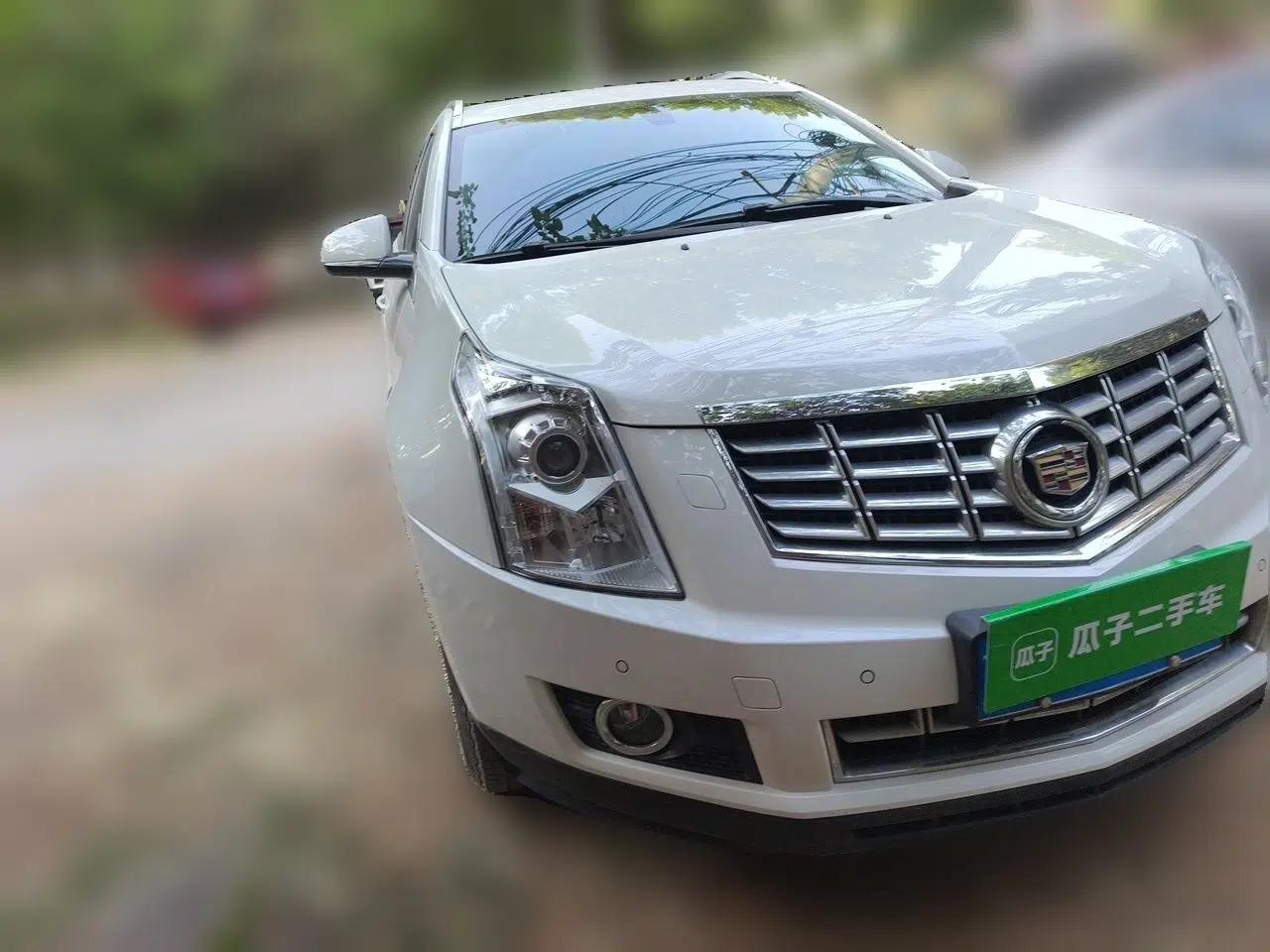 Cadillac SRX 2014 3.0L Luxury Model — миниатюра 3