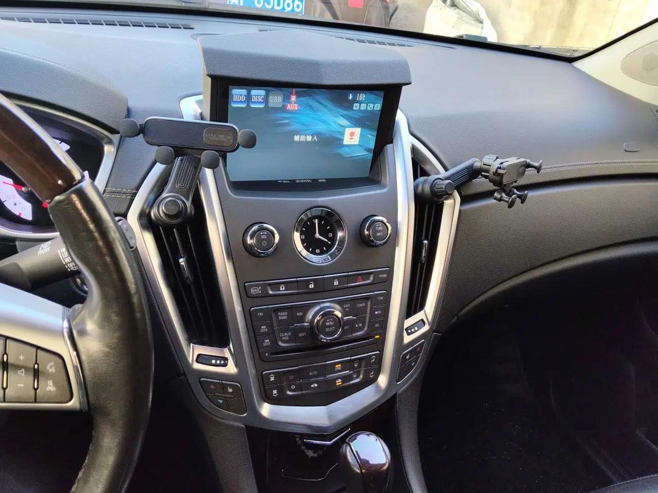 Cadillac SRX 2012 3.0L Elite Edition — миниатюра 14