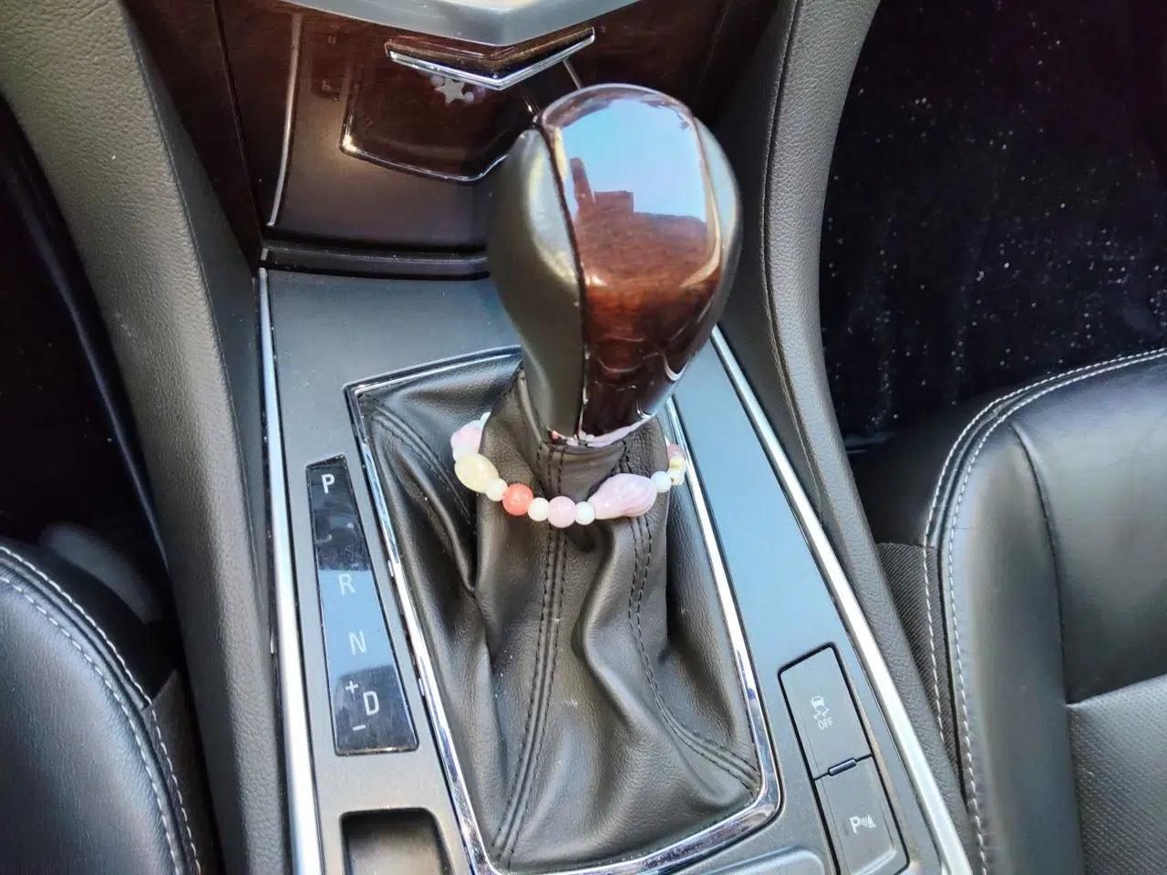 Cadillac SRX 2012 3.0L Elite Edition — миниатюра 15