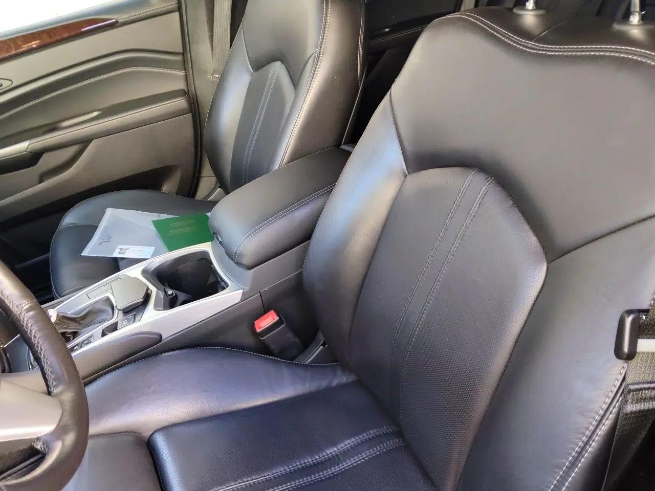 Cadillac SRX 2012 3.0L Elite Edition — миниатюра 16
