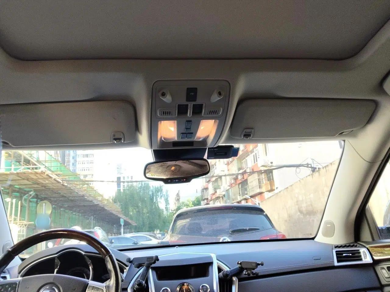 Cadillac SRX 2012 3.0L Elite Edition — миниатюра 19