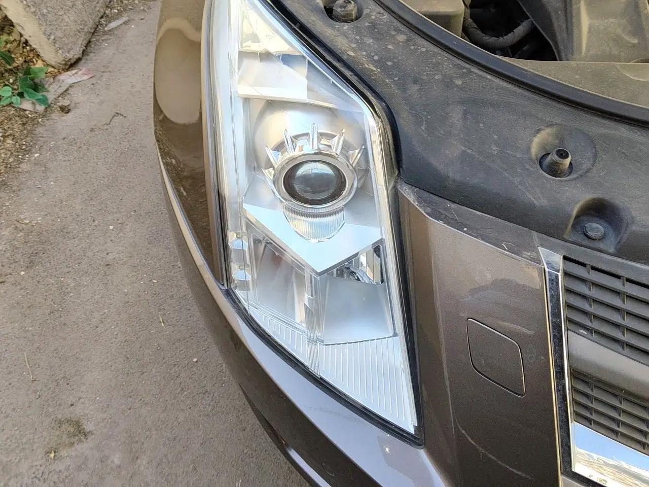 Cadillac SRX 2012 3.0L Elite Edition — миниатюра 7